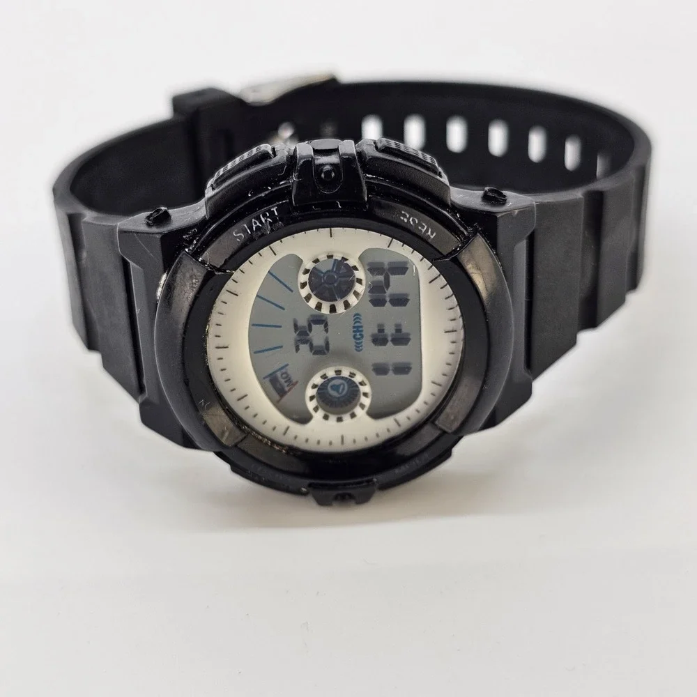 Women's Digital Sports Watch 38MM Black Plastic Bands Light NEW Battery